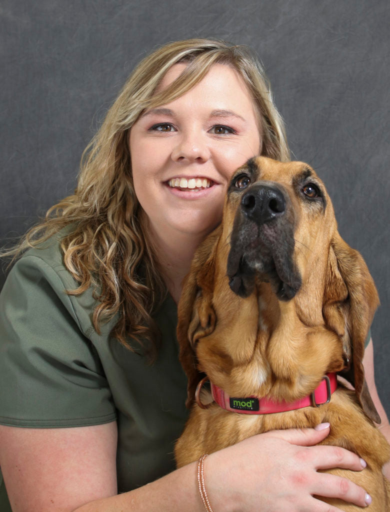 Dr. Rachel Hodgson, DVM